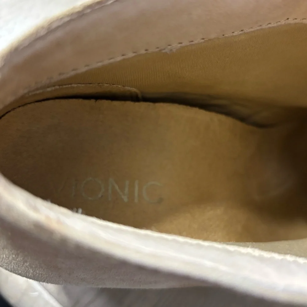 Vionic Becca Booties Tan Suede Ankle Boots Size 9